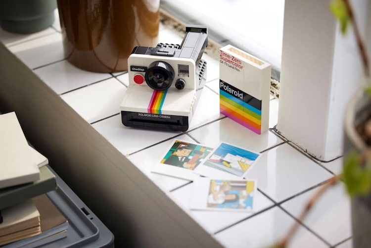 LEGO Polaroid Camera Set