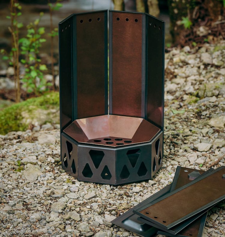 UM 8-Panel Fire Pit